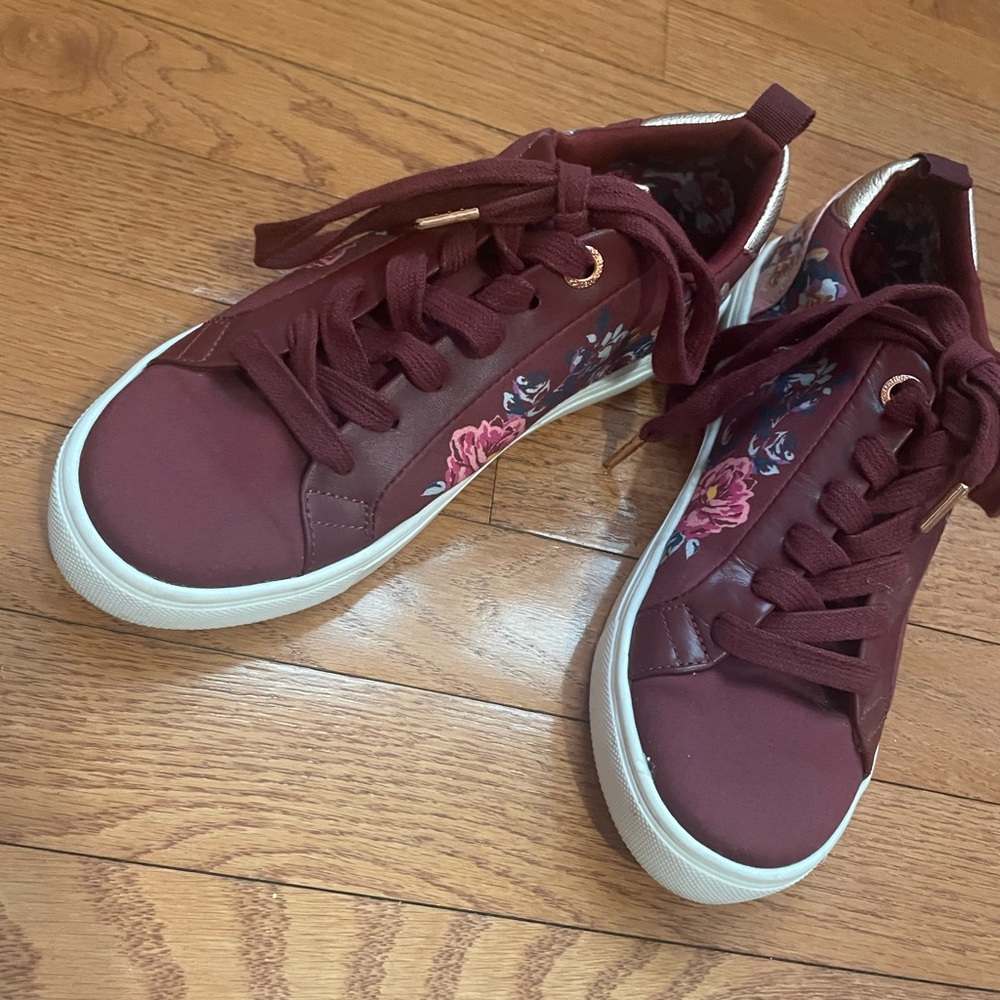 Matilda Jane Shoes. - Picture 2 of 6